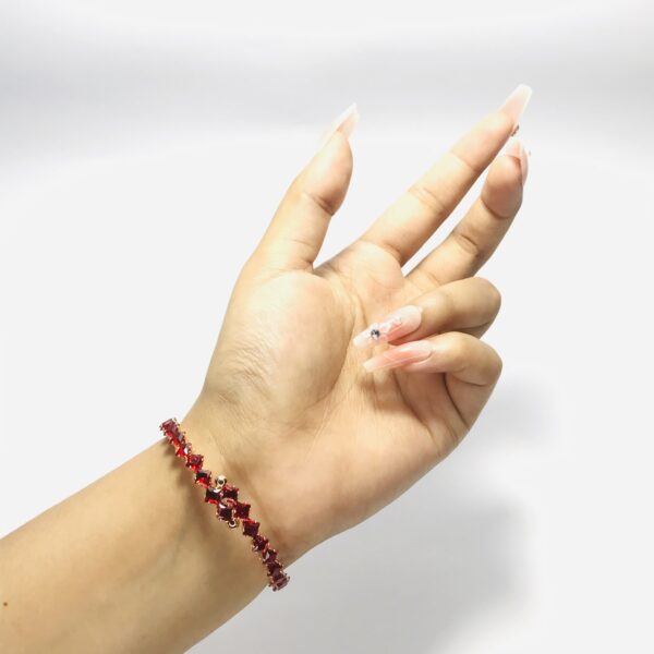 Red Color Original Diamond Cut Bracelet For Girls - Image 2